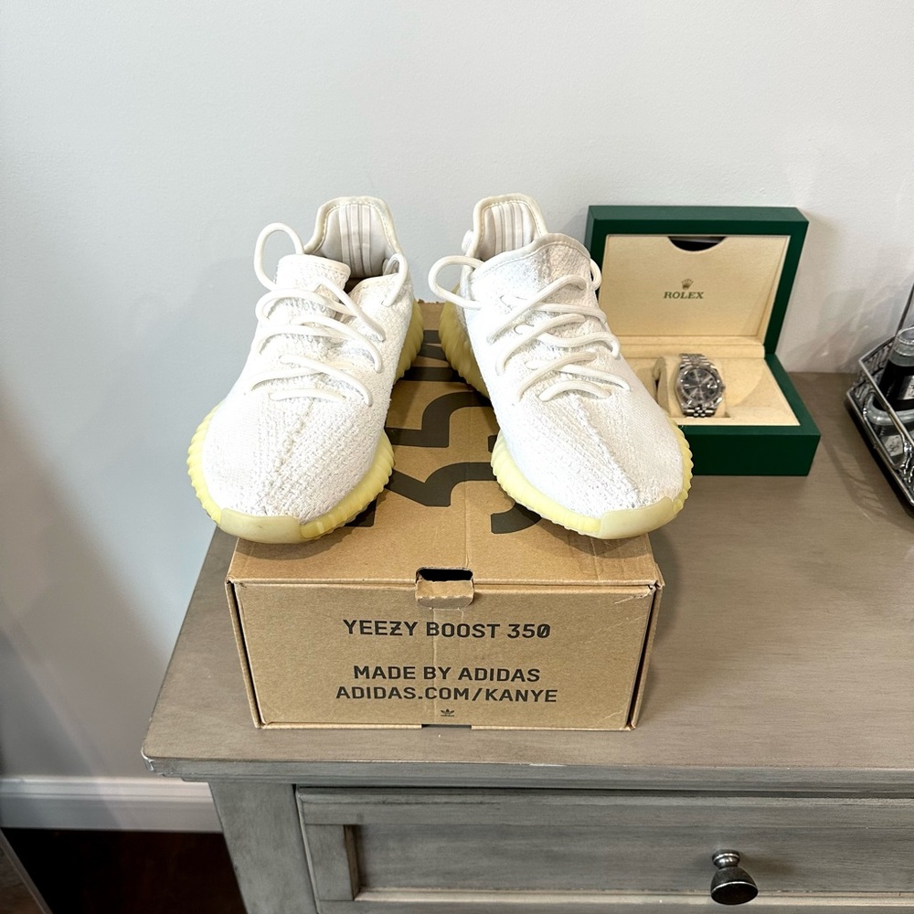 COPY - Yeezy 350 in white
